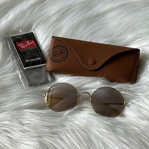 Ray-Ban 54mm Polarized Round Sunglasses, Silver/ Mirror